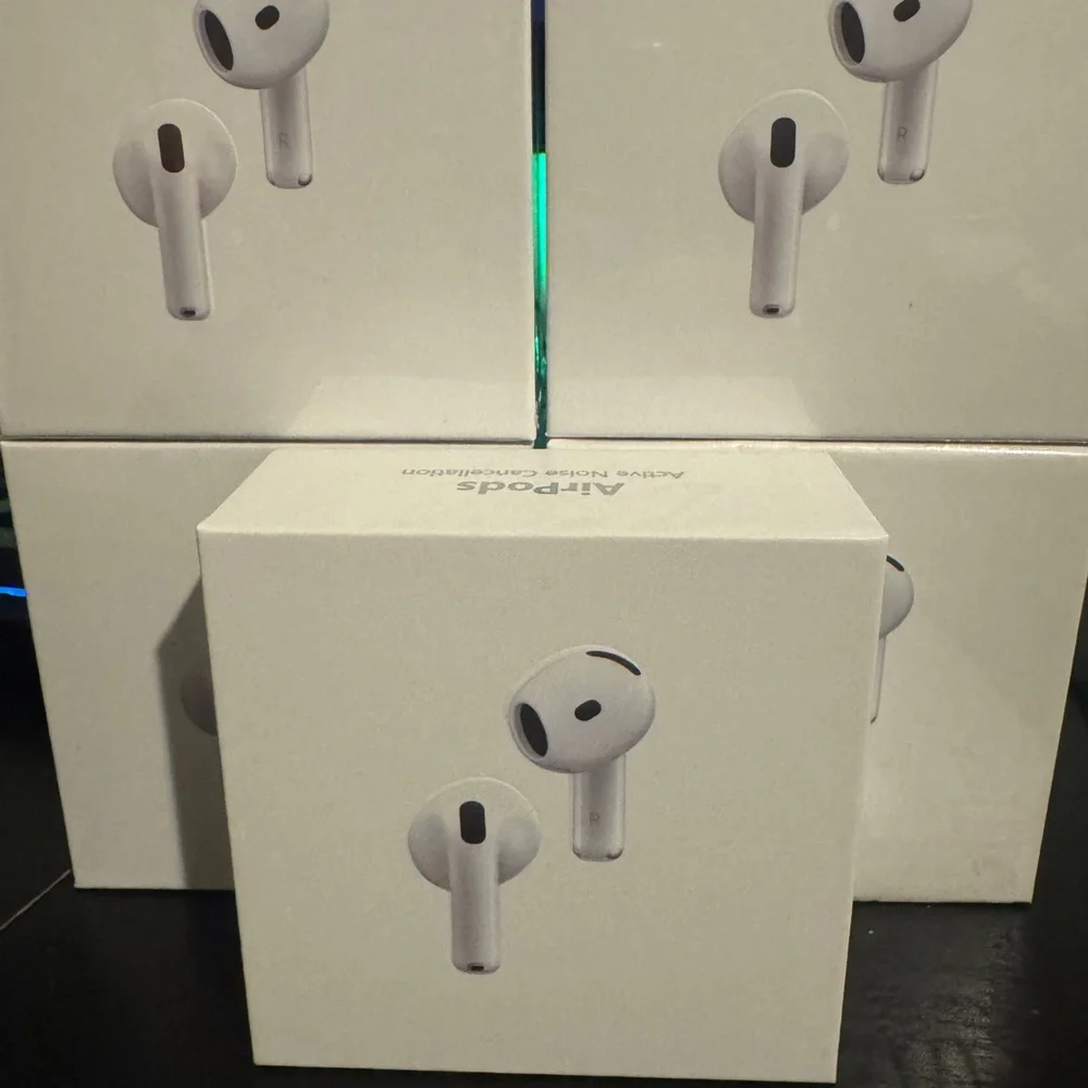 Wireless Earbuds with Charging Case - White